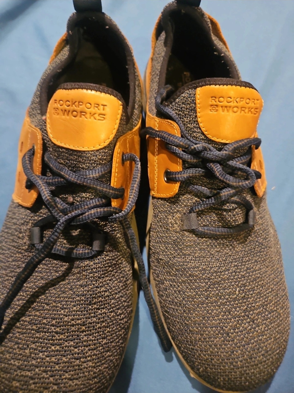 Rockport Steel Toe Men’s gray Knit Sneakers with Tan Leather Tabs